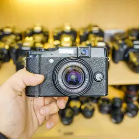 Fujifilm X10 No Box