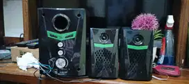 SPEAKER BLUETOOTH MERK GMC SECOND