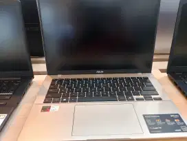 Asus vivobook Snapdragon 16 512 GB