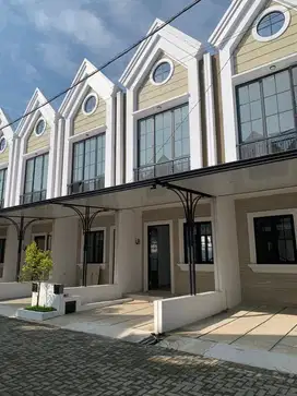 DISEWAKAN RUMAH UNFURNISHED DEKAT KE TOL PADALARANG IKEA 2 LANTAI NEGO
