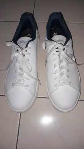 adidas  End Plastic Waste Pria/wanita , Ukuran 40