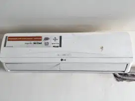AC LG 1 PK Bekas