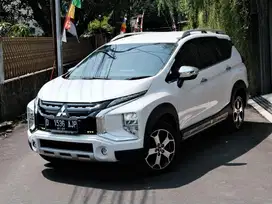 New XPANDER CROSS 1.5 AT 2021 KM 61rb RECORD MITSUBISHI BANDUNG