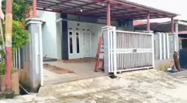 Disewakan Rumah Melalui Jalan MT Hariono di Perumahan BDS 3
