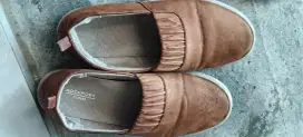 Preloved original rockport suede leather tan slip on 38