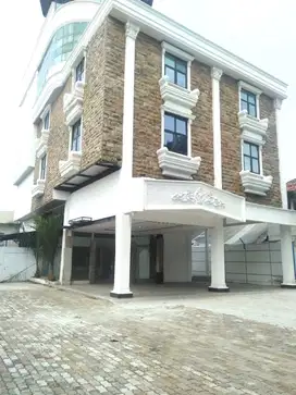 Gedung perkantoran 5lt luas 709m Cengkareng Jakarta Barat