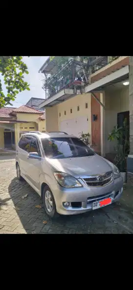 Daihatsu Xenia Xi 2010