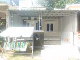 Disewakan Rumah di Nirwana Golden Park Blok D1 No. 2