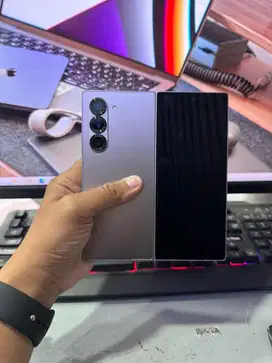 Samsung Z Fold 6 12/512GB SEIN Garansi On Juli 2026