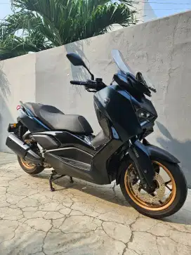 Yamaha Xmax Connected..!