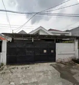 Rumah Jalan Pucang Anom