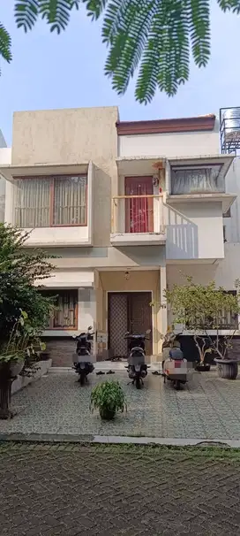 Dijual Rumah 2 Lantai Menarik di Jakarta Garden City, Jakarta Timur