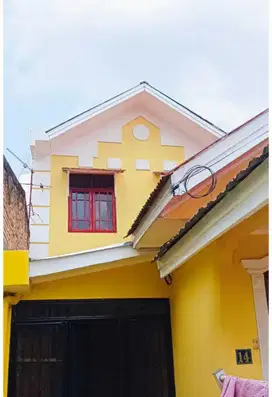 Dijual Rumah Cantik Semi furnish di Menteng
