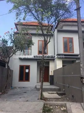 Rumah baru  di area  Padang sambian dekat Mahendradata