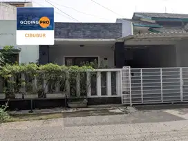 Di jual rumah dlm komplek lembah hijau