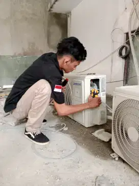 Service ac/Pasang ac/Bongkar pasang ac/Cuci ac/Isi freon ac/Bongkar ac