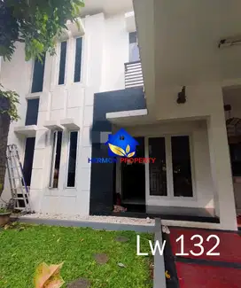 Rumah Cantik Minimalis Sangat Siap huni di Legenda wisata cibubur
