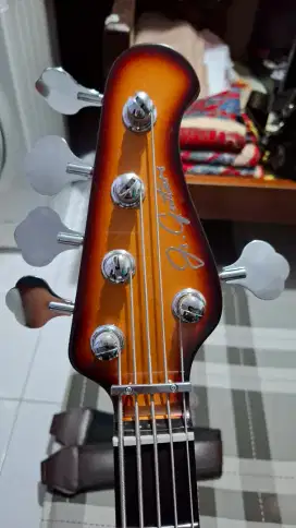 Bass JS NOVA 2 --- 5 STRINGS
