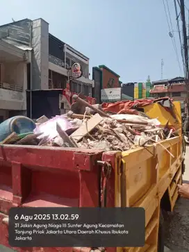 Jasa buang puing dan angkut sampah