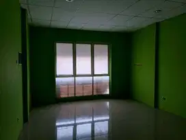 Disewakan Ruko 2 Lantai Nyaman Pasar Minggu Pinggir Jalan