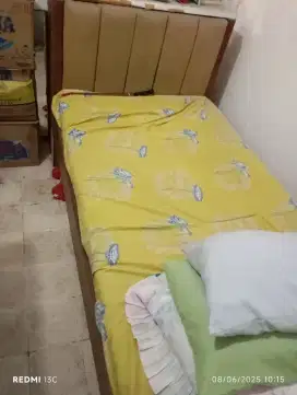Dipan kayu kuno 90