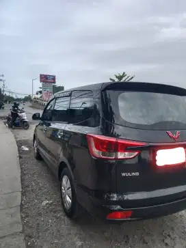 Mobil keluarga wuling formo