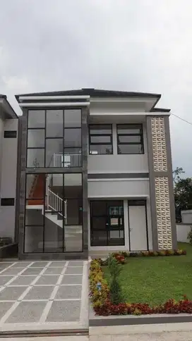 Jual Villa CANTIK harga MURAH di Lembang Bandung