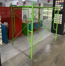 Scaffolding Merk TM warna Hijau