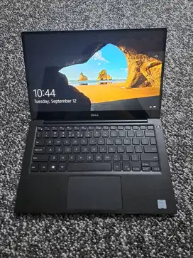 Dijual Dell XPS 13 9360 | Core i7 | RAM 16GB | SSD 512GB | Mulus