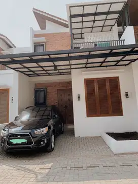 Dijual rumah 2 Lantai