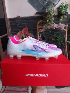 Sepatu bola specs lighspeed reborn meta sl