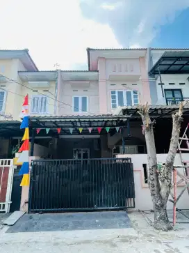 Rumah 2 lantai di taman harapan baru bekasi