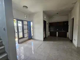 Rumah Cantik dekat Canggu di kompleks perumahan elite