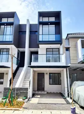 Rumah Brand New 3 Lantai Siap Huni di Golf Island Pantai Indah Kapuk