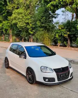 Volkswagen Golf GTI Turbo Putih 2008 Full Spec Istimewah Murmer Ori
