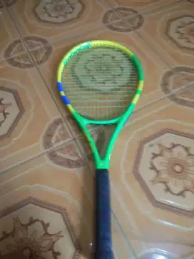 Jual aja santai raket tenis original babolat,masih layak pakai.Pribadi