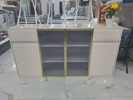 Cabinet Rak serbaguna kaca