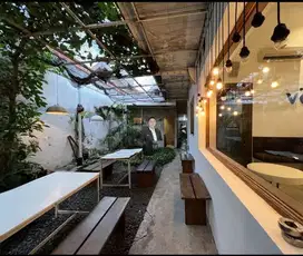 DIJUAL RUMAH USAHA Daerah Tengah Kota Pusat Surabaya Dr Sutomo