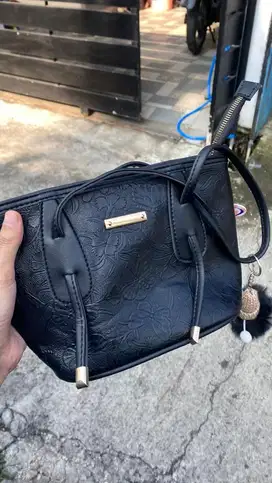 New! Slingbag/totebag/handbag