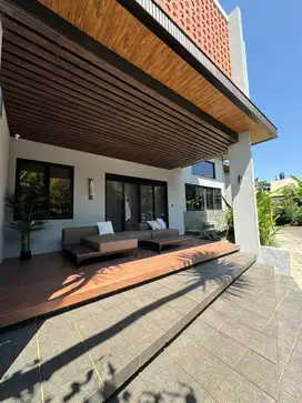 Rumah Fully Furnished Special Design di Tatar Wangsakerta KBP