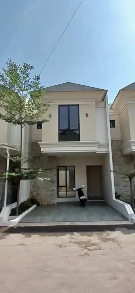 Dijual Rumah 2 Lantai Bagus Mewah Di Condet Jaktim