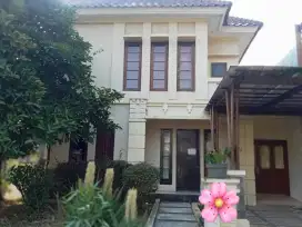Dijual rumah di legenda wisata furnish