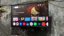 Televisi Seken Coocaa Z72