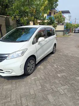Honda Freed 2014 Bensin