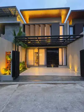 Rumah Cantik Full Furnish dekat Stadion Maguwoharjo Sleman