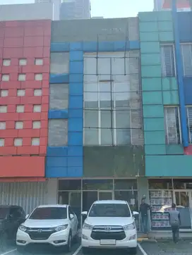 Ruko dengan Interior Modern !! Cocok Untuk Kantor, Strategis Surabaya