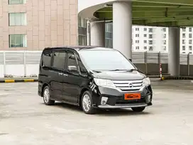 Nissan Serena Highway Star Hws 2013 hitam matic