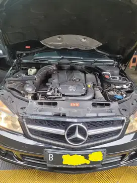 Mercedes-Benz C200 2011 Bensin