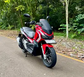 Honda ADV 150 ABS ISS (Tipe Tertinggi) MULUSSS Pajak Hidup Panjang