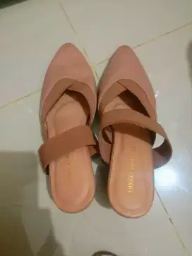 Sepatu/senal cewek ukuran 26
